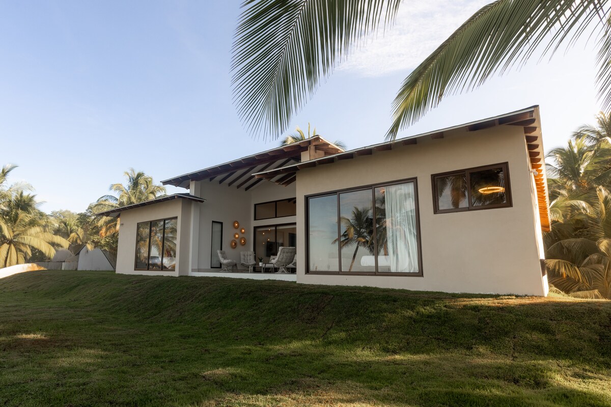 Fachada de Casa Zola